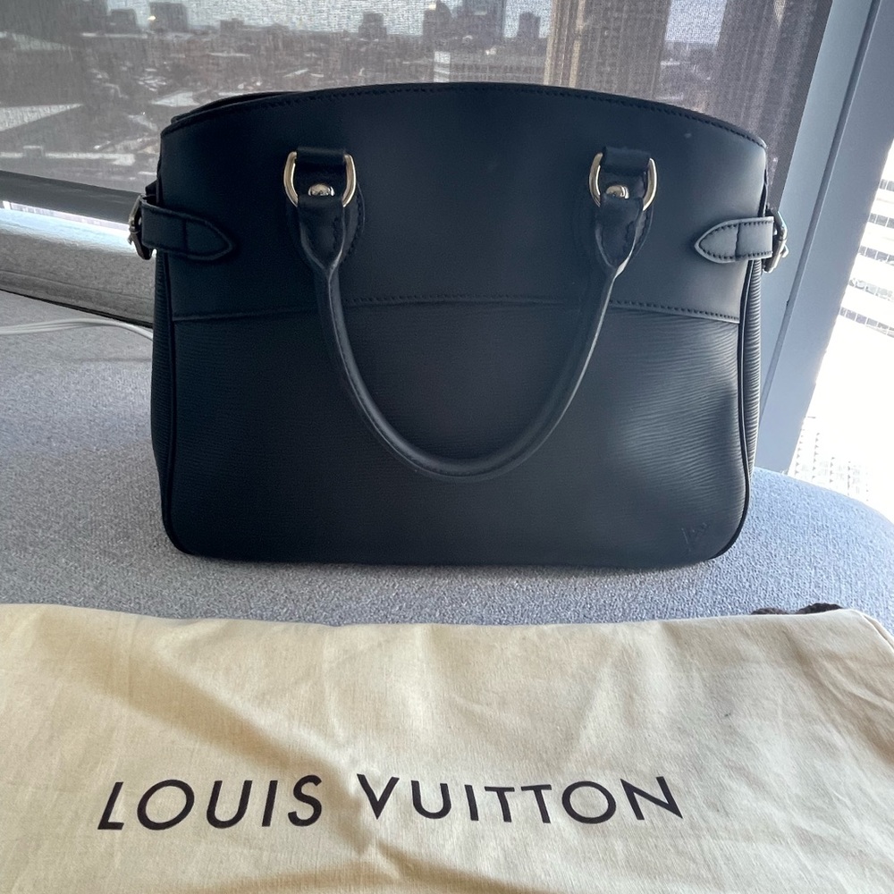 Louis Vuitton Epi Leather Tote Bag